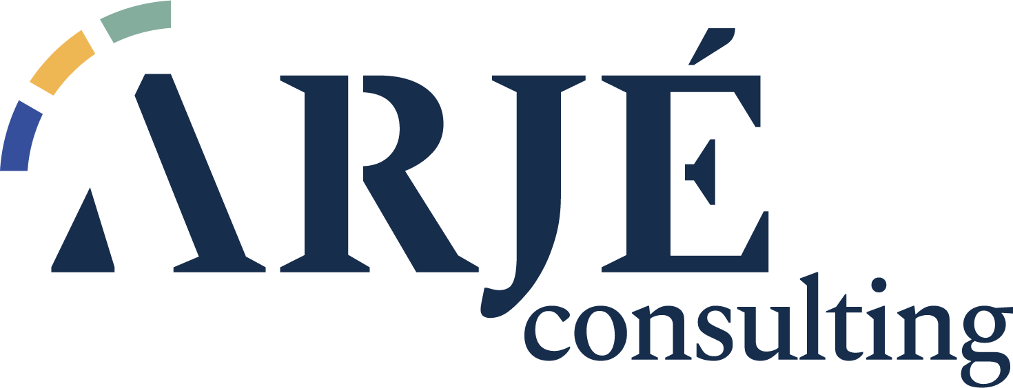 logotipo Arjé Consulting